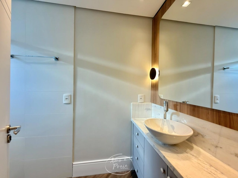 Casa Beira-Lago com 5 Suítes e Cinema no Condomínio Enseada Lagos: 36ª foto da galeria de imagens do imóvel