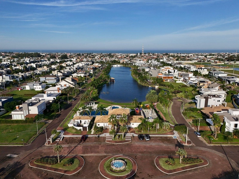 Sobrado à Beira do Lago – Quintas do Lago: 44ª foto da galeria de imagens do imóvel