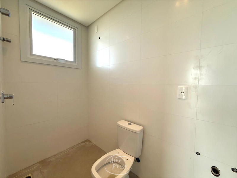 Casa com 4 Suítes e Piscina no Condomínio Joy: 17ª foto da galeria de imagens do imóvel