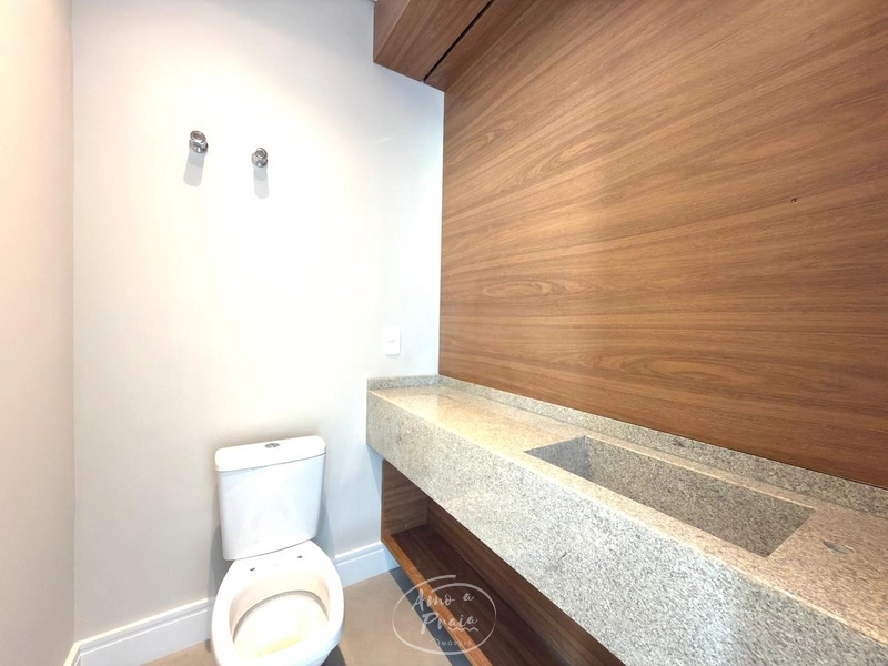 Casa com 4 Suítes e Piscina no Condomínio Joy: 7ª foto da galeria de imagens do imóvel