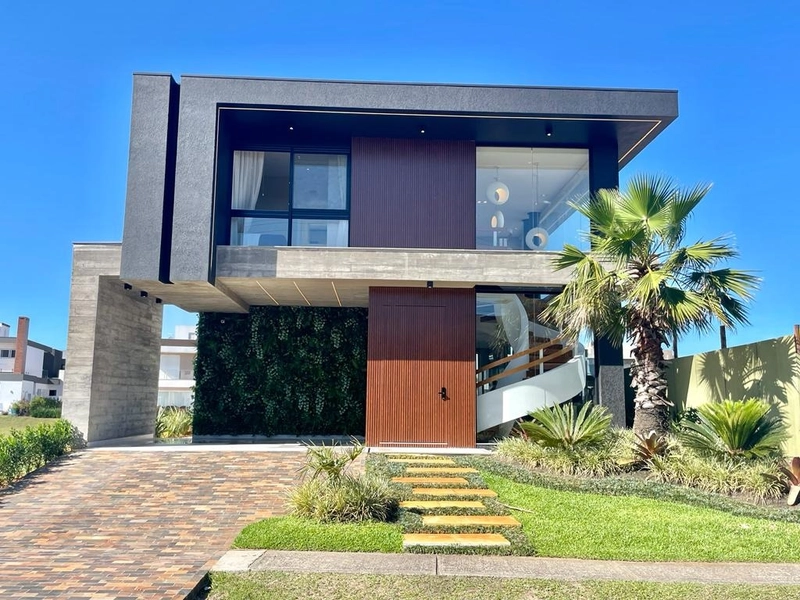 SOBRADO A VENDA NO CAPÃO ILHAS