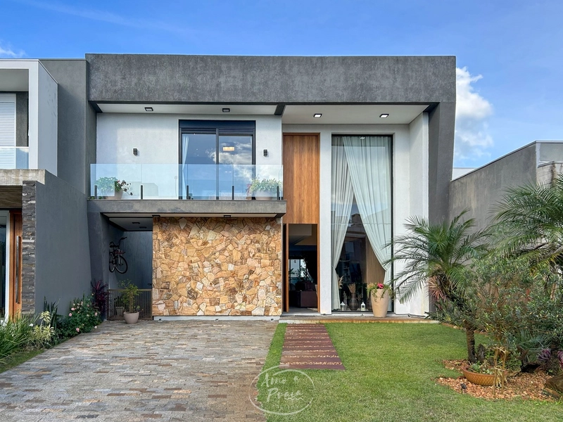 SOBRADO NO CONDOMÍNIO BLUE: 1ª foto da galeria de imagens do imóvel