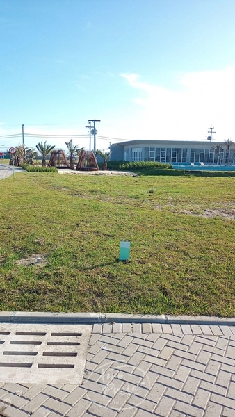 Lote Esquina Condomínio Wave