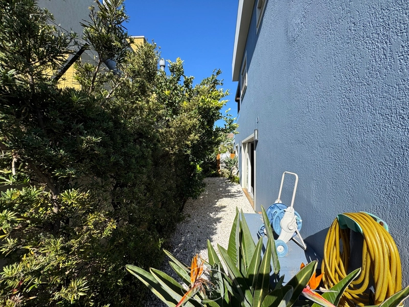 CONDOMÍNIO LAS PALMAS: 18ª foto da galeria de imagens do imóvel