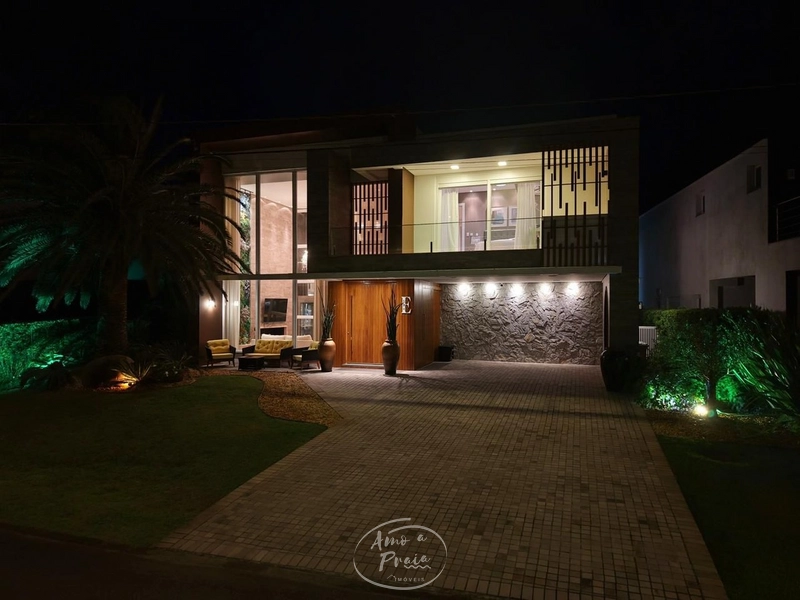 CONDOMÍNIO ENSEADA  SOBRADO A VENDA !!!