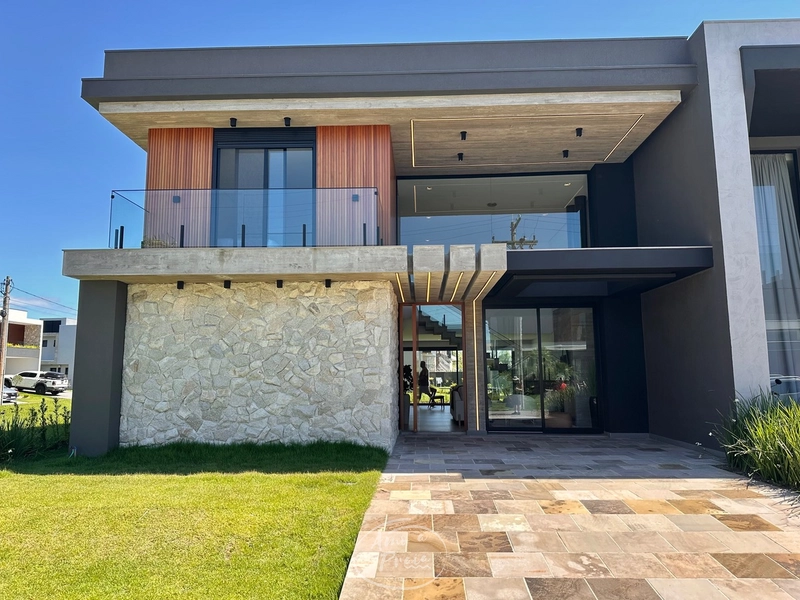 CONDOMÍNIO SUNSET | SOBRADO ALTO PADRÃO