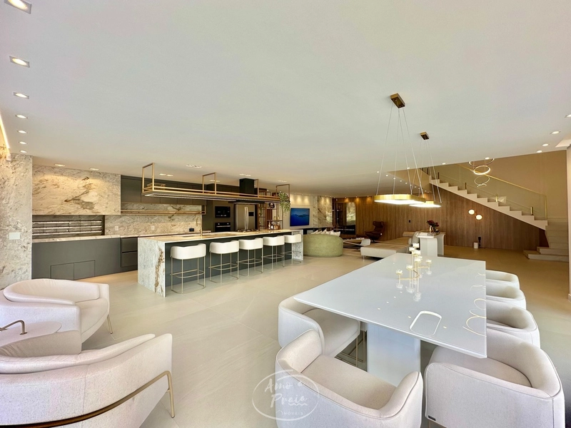 SOBRADO LUXUOSO À VENDA EM ATLÂNTIDA: 10ª foto da galeria de imagens do imóvel