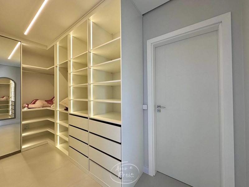 SOBRADO LUXUOSO À VENDA EM ATLÂNTIDA: 26ª foto da galeria de imagens do imóvel