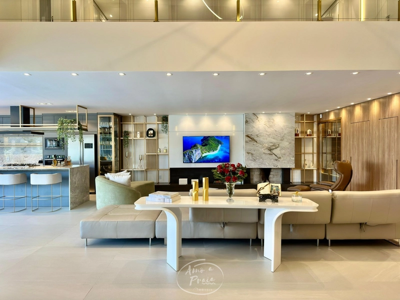 SOBRADO LUXUOSO À VENDA EM ATLÂNTIDA: 5ª foto da galeria de imagens do imóvel