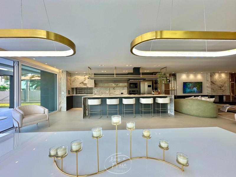 SOBRADO LUXUOSO À VENDA EM ATLÂNTIDA: 11ª foto da galeria de imagens do imóvel