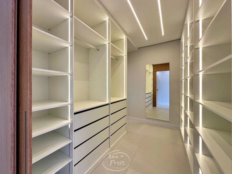 SOBRADO LUXUOSO À VENDA EM ATLÂNTIDA: 23ª foto da galeria de imagens do imóvel