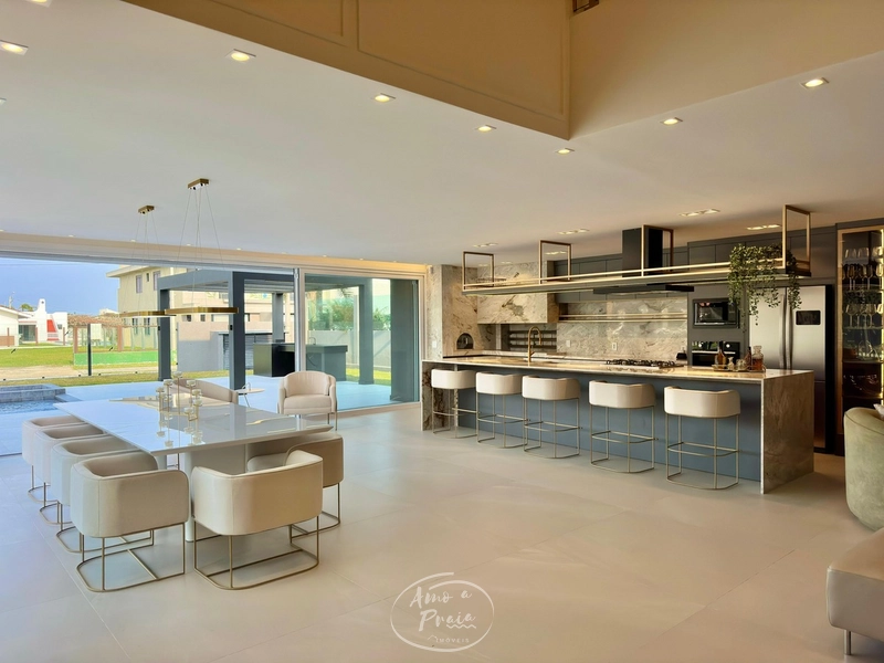 SOBRADO LUXUOSO À VENDA EM ATLÂNTIDA: 14ª foto da galeria de imagens do imóvel