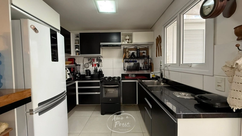 Casa mobiliada com pergolado fechado aos fundos: 6ª foto da galeria de imagens do imóvel