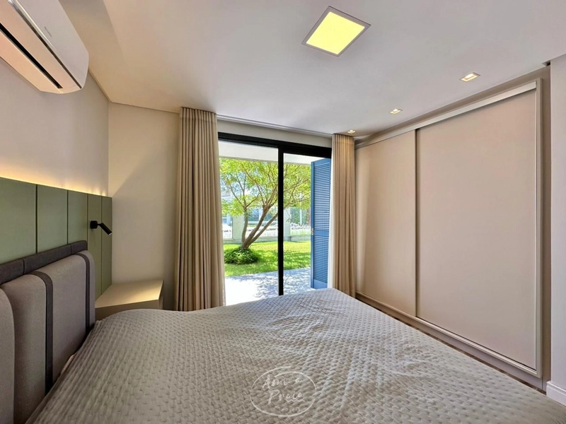 Casa retrofit mobiliada e decorada a poucos metros do mar!: 26ª foto da galeria de imagens do imóvel