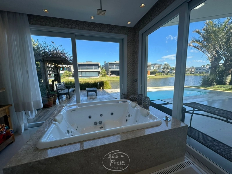 Beira Lago no Enseada!: 11ª foto da galeria de imagens do imóvel