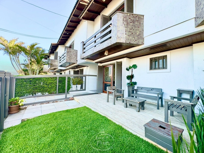 Duplex Poucos Metros do Mar!: 1ª foto da galeria de imagens do imóvel