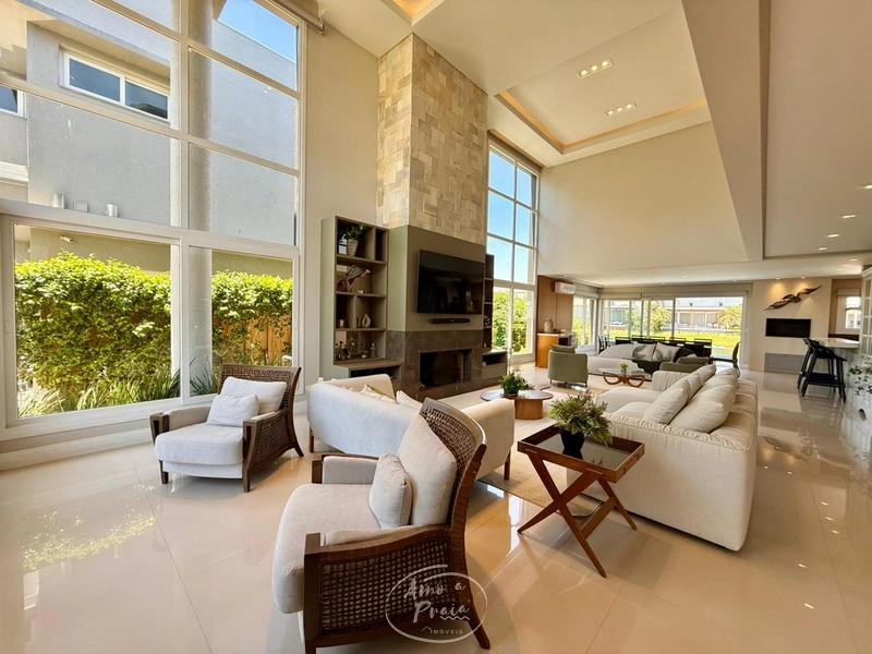 SOBRADO NO CONDOMÍNIO ENSEADA: 3ª foto da galeria de imagens do imóvel