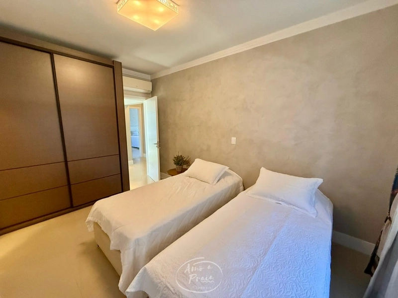 SOBRADO NO CONDOMÍNIO ENSEADA: 26ª foto da galeria de imagens do imóvel