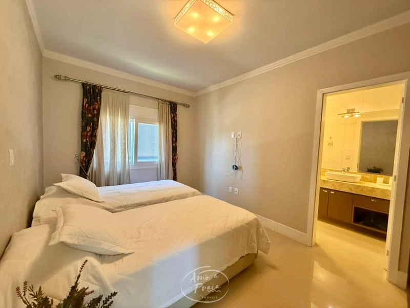 SOBRADO NO CONDOMÍNIO ENSEADA: 25ª foto da galeria de imagens do imóvel