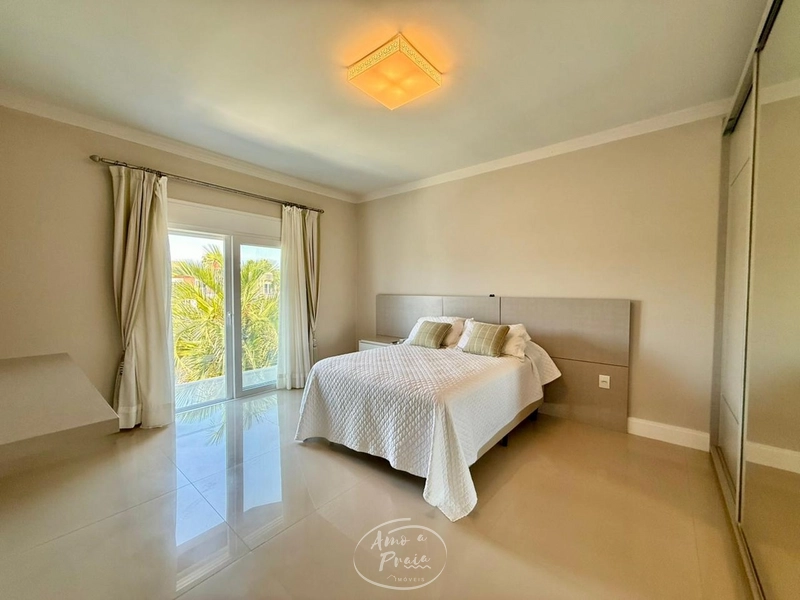 SOBRADO NO CONDOMÍNIO ENSEADA: 32ª foto da galeria de imagens do imóvel