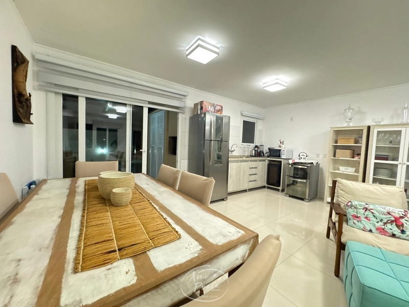 Duas Casas Juntas - Casa Hermosa!: 10ª foto da galeria de imagens do imóvel