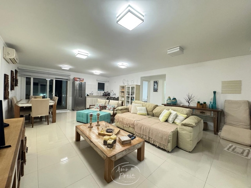 Duas Casas Juntas - Casa Hermosa!: 6ª foto da galeria de imagens do imóvel