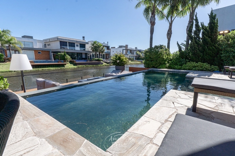 MANSÃO NO CONDOMÍNIO MALIBU!: 13ª foto da galeria de imagens do imóvel