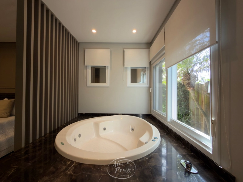 Casa térrea com 3 suítes no Condomínio Enseada em Xangri-Lá: 12ª foto da galeria de imagens do imóvel