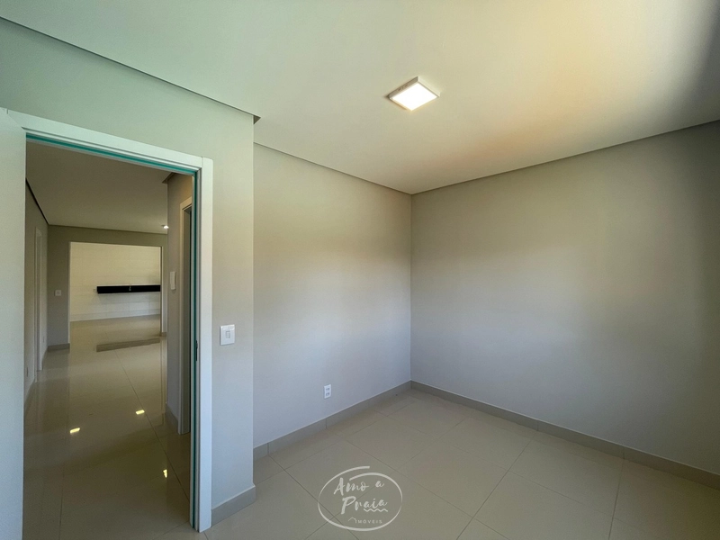 CASA EM XANGRI-LA: 33ª foto da galeria de imagens do imóvel