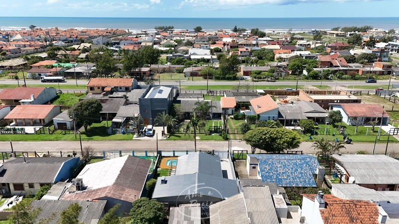 CASA EM XANGRI-LA: 27ª foto da galeria de imagens do imóvel