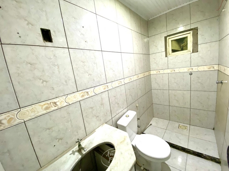 CASA AO LADO AV. CENTRAL: 13ª foto da galeria de imagens do imóvel