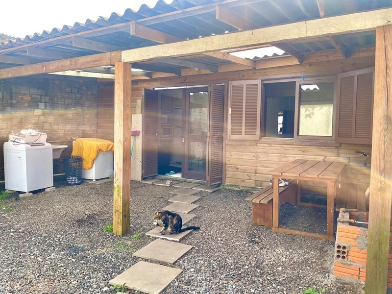 CASA AO LADO AV. CENTRAL: 2ª foto da galeria de imagens do imóvel