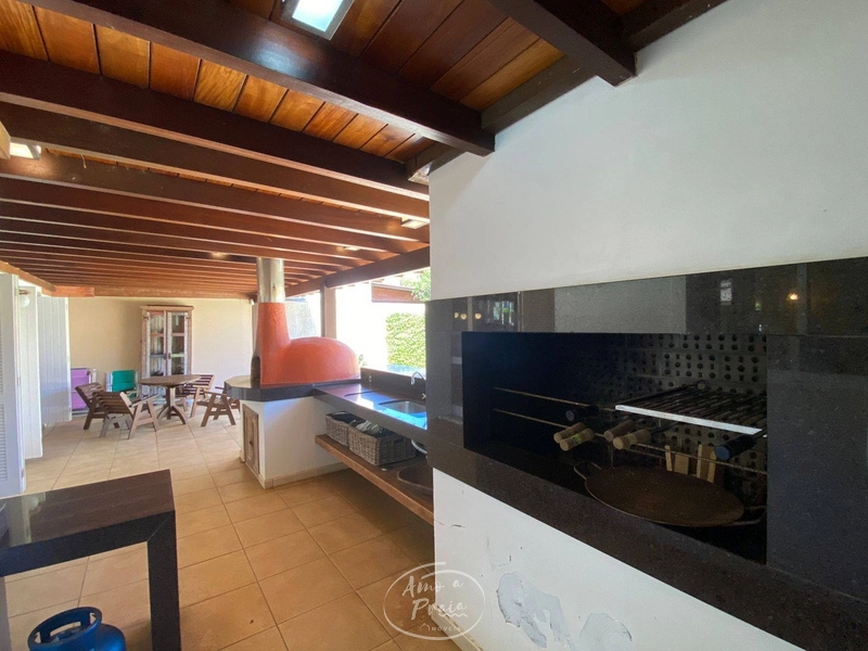 Casa de 6 dormitórios na praia de Atlântida: 10ª foto da galeria de imagens do imóvel