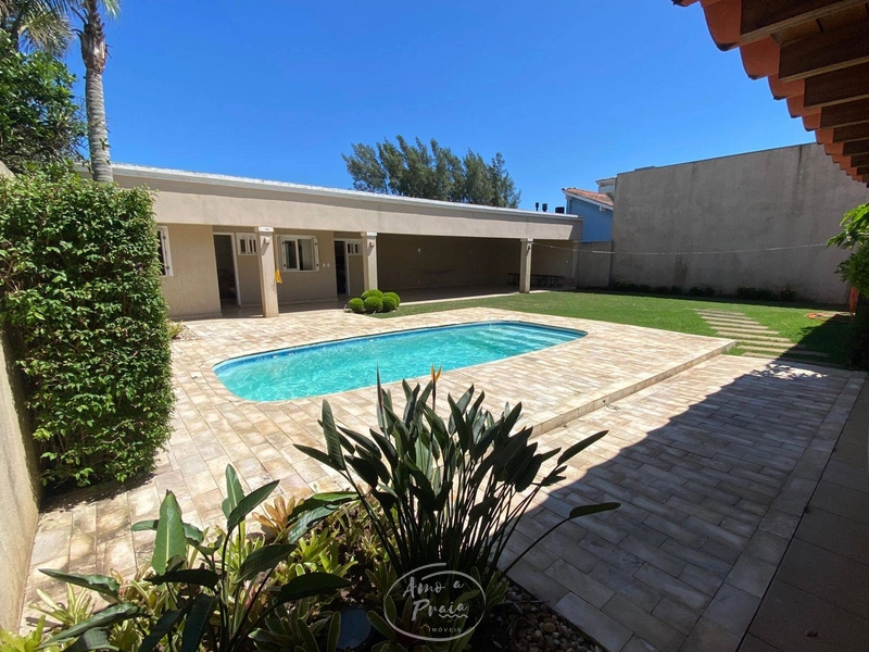 Casa de 6 dormitórios na praia de Atlântida: 9ª foto da galeria de imagens do imóvel