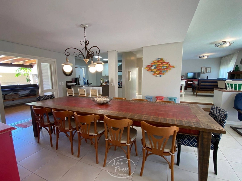 Casa de 6 dormitórios na praia de Atlântida: 19ª foto da galeria de imagens do imóvel