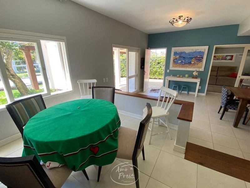 Casa de 6 dormitórios na praia de Atlântida: 30ª foto da galeria de imagens do imóvel