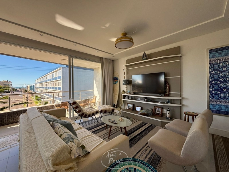 Apartamento de 3 dormitórios no centrinho da praia de Atlântida