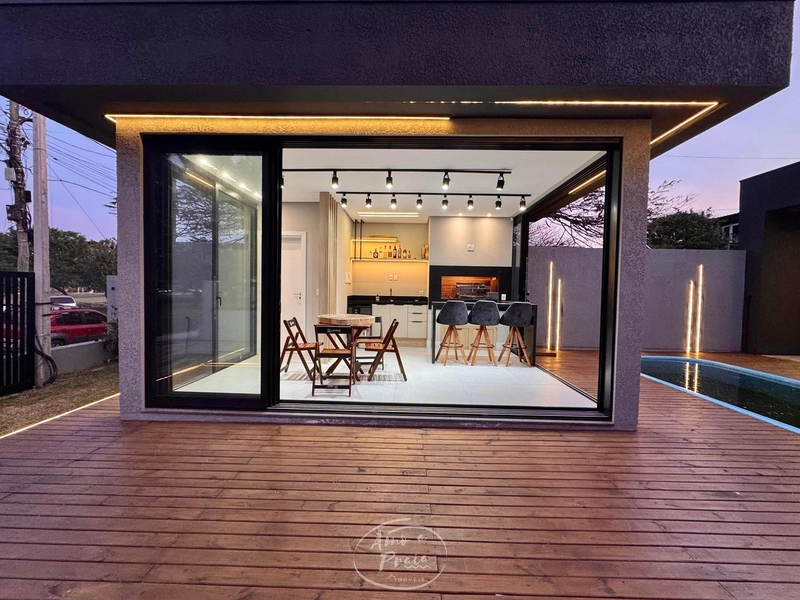 Casa mobiliada e decorada com 3 dormitórios e energia solar: 2ª foto da galeria de imagens do imóvel