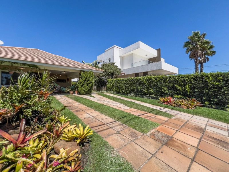 Casa à venda em Xangri-Lá | Casa de Alto Padrão com 4 Dormitórios: 3ª foto da galeria de imagens do imóvel
