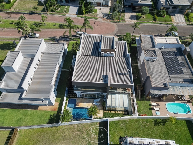 Residência de Alto Padrão – Totalmente Mobiliada: 10ª foto da galeria de imagens do imóvel