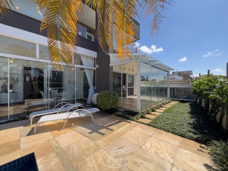 Residência de Alto Padrão – Totalmente Mobiliada: 57ª foto da galeria de imagens do imóvel