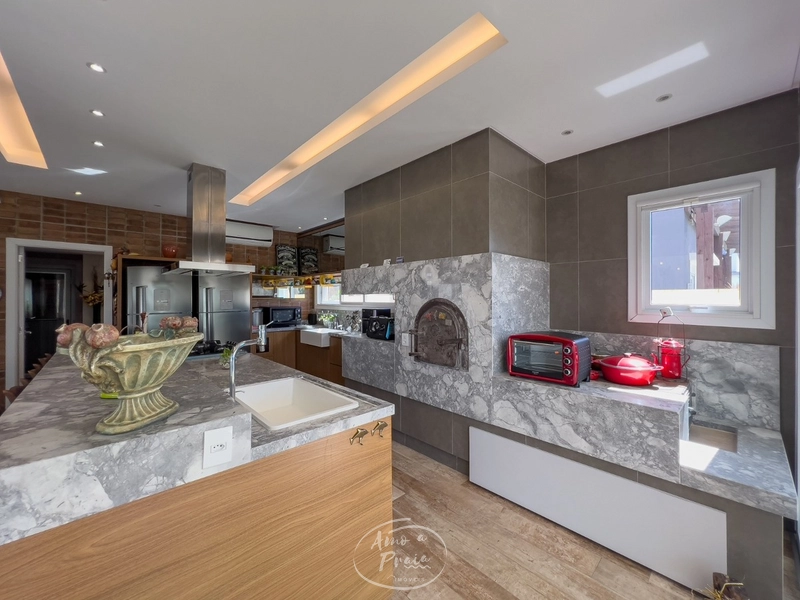 Residência de Alto Padrão – Totalmente Mobiliada: 40ª foto da galeria de imagens do imóvel