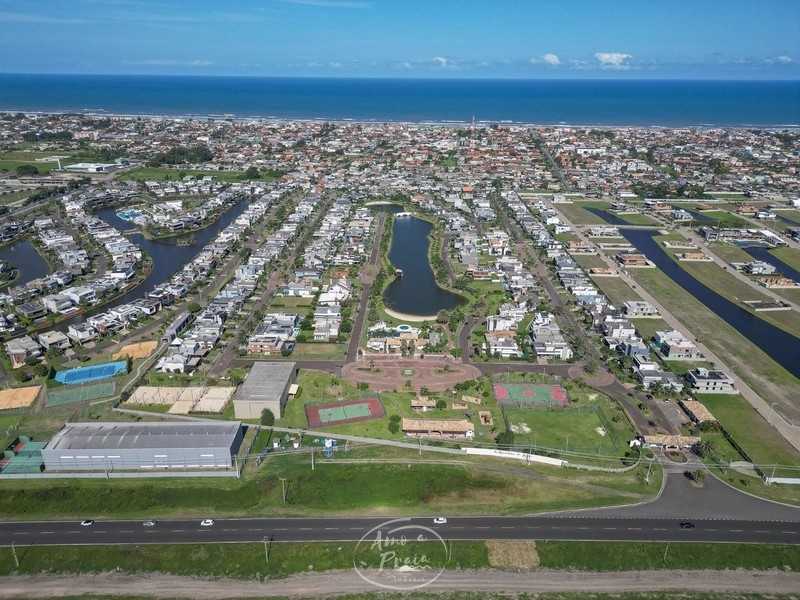 Residência de Alto Padrão – Totalmente Mobiliada: 9ª foto da galeria de imagens do imóvel