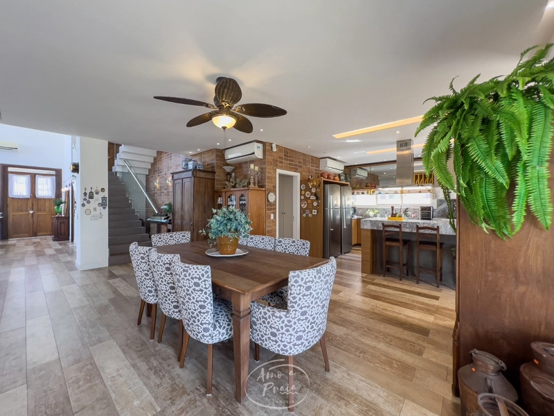 Residência de Alto Padrão – Totalmente Mobiliada: 32ª foto da galeria de imagens do imóvel