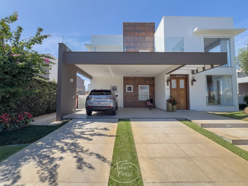 Residência de Alto Padrão – Totalmente Mobiliada