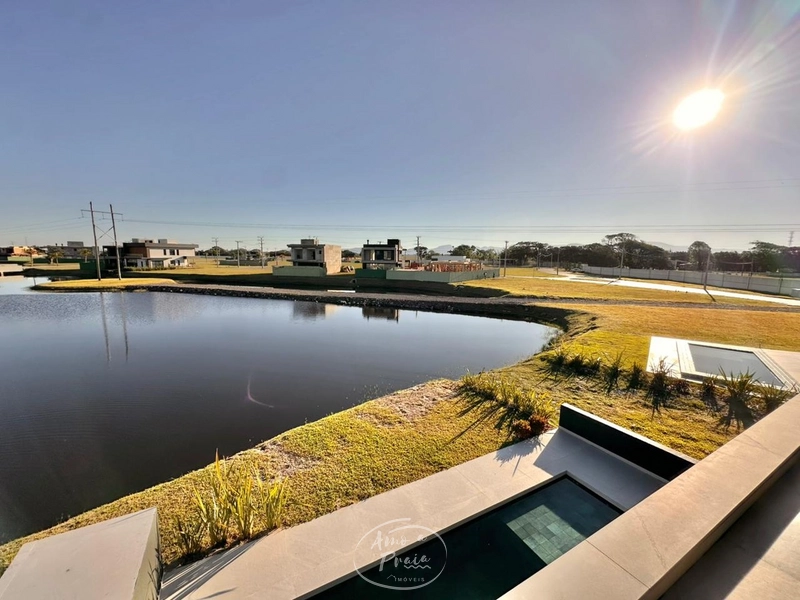 Sobrado Beira-Lago à Venda, Condomínio Allure em Xangri-Lá | 4 Suítes: 17ª foto da galeria de imagens do imóvel