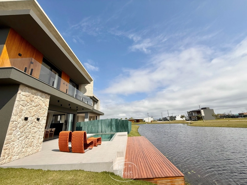 Casa beira-lago com 4 suítes no Condomínio Zen em Xangri-Lá: 42ª foto da galeria de imagens do imóvel