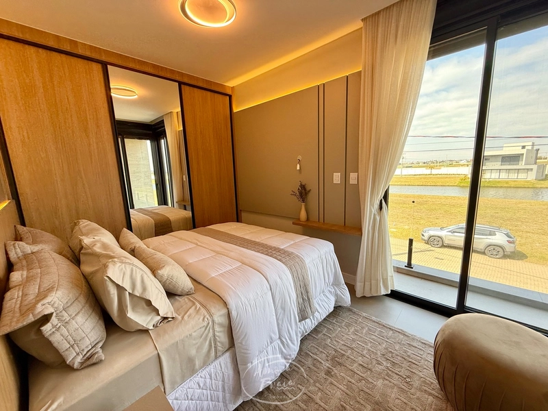 Casa beira-lago com 4 suítes no Condomínio Zen em Xangri-Lá: 35ª foto da galeria de imagens do imóvel