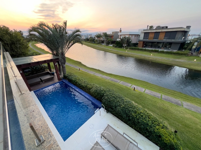 CASA VENTURA BEIRA LAGO: 27ª foto da galeria de imagens do imóvel