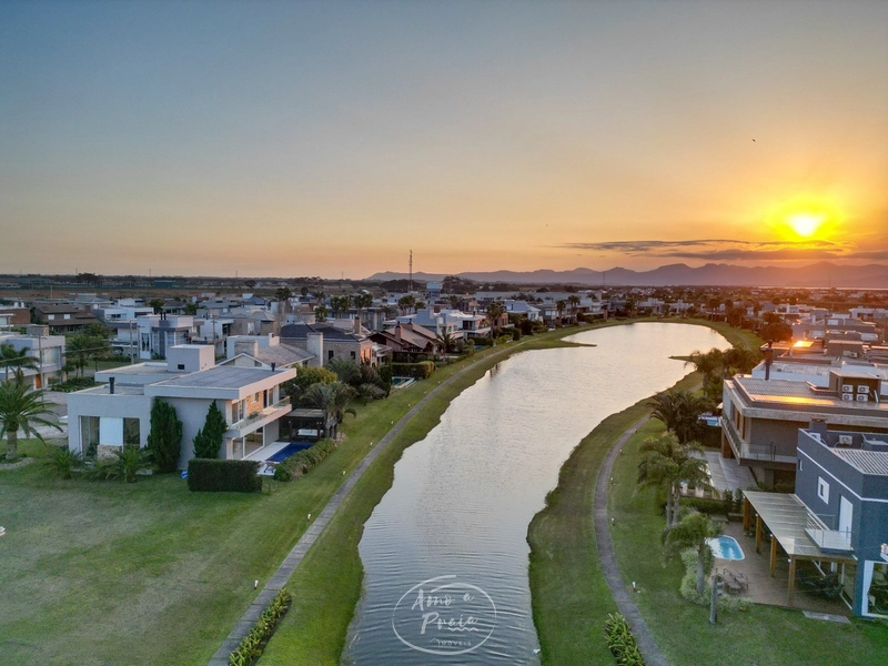 CASA VENTURA BEIRA LAGO: 6ª foto da galeria de imagens do imóvel